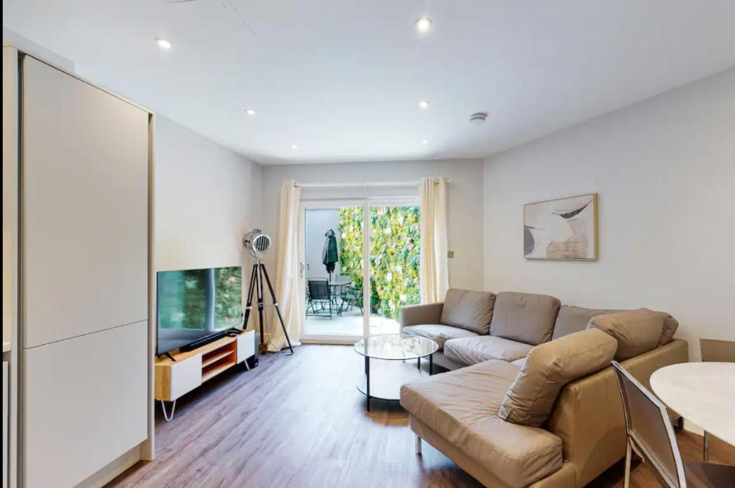 Amazing 2Bed Flat 10Min To Wimbledon Tennis Courts Lägenhet London Exteriör bild
