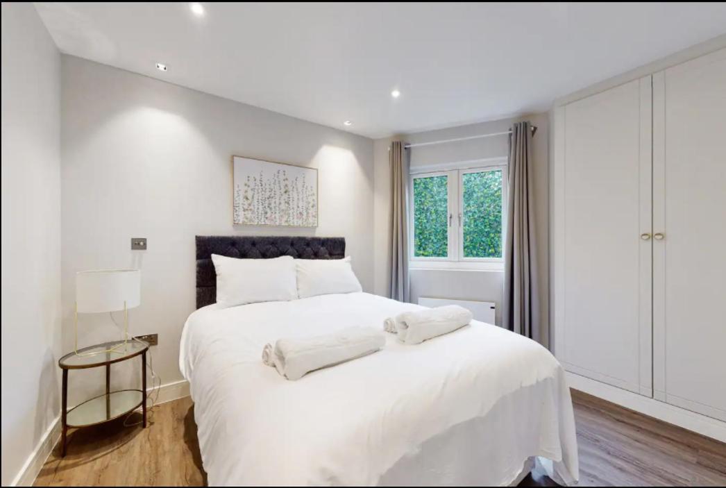 Amazing 2Bed Flat 10Min To Wimbledon Tennis Courts Lägenhet London Exteriör bild